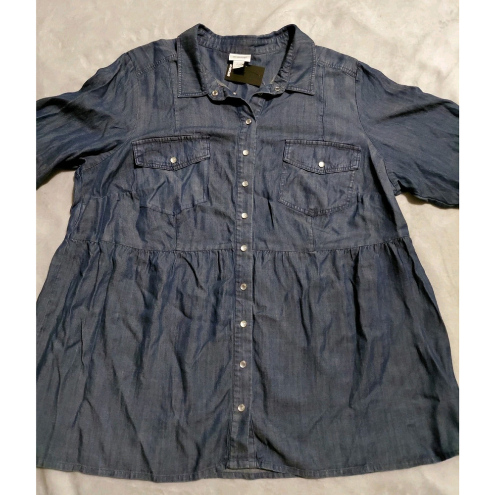 Avenue Women's Soft Denim Long Sleeve Button Down Tiered Shirt Size 20 NWT - Picture 4 of 9